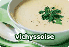 La sopa vichyssoie es una crema fría de puerro. Su preparación es muy fácil. En esta receta hemos sugerido usar leche de soja como alternativa a la nata. Pero podemos usar otro tipo de leche o nata vegetal. :: receta vegana